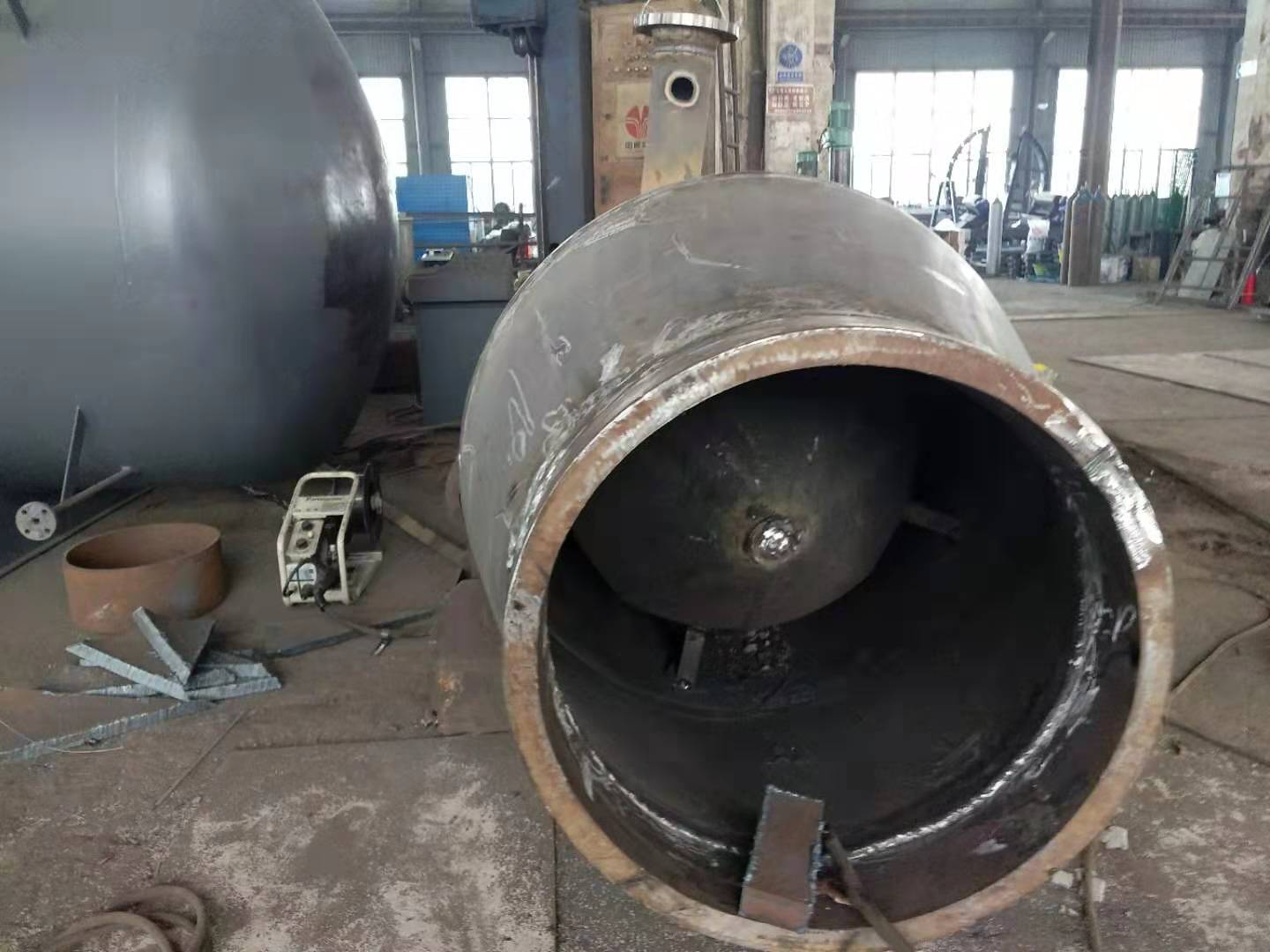 集粒器屬于吹管消聲器匹配設備，集粒器也被稱為集渣器。